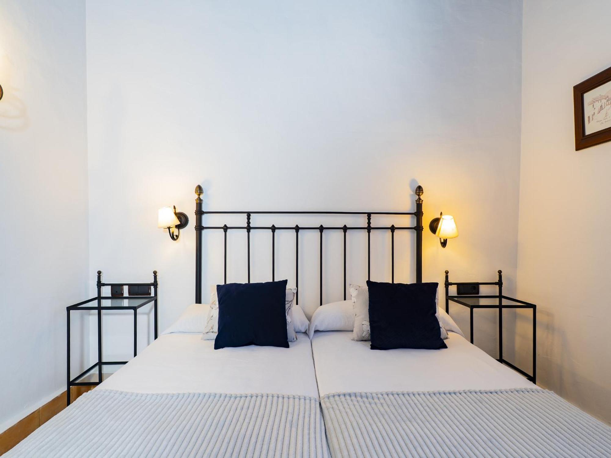 Cubo'S Hotel Cortijo San Antonio 카사라보넬라 외부 사진