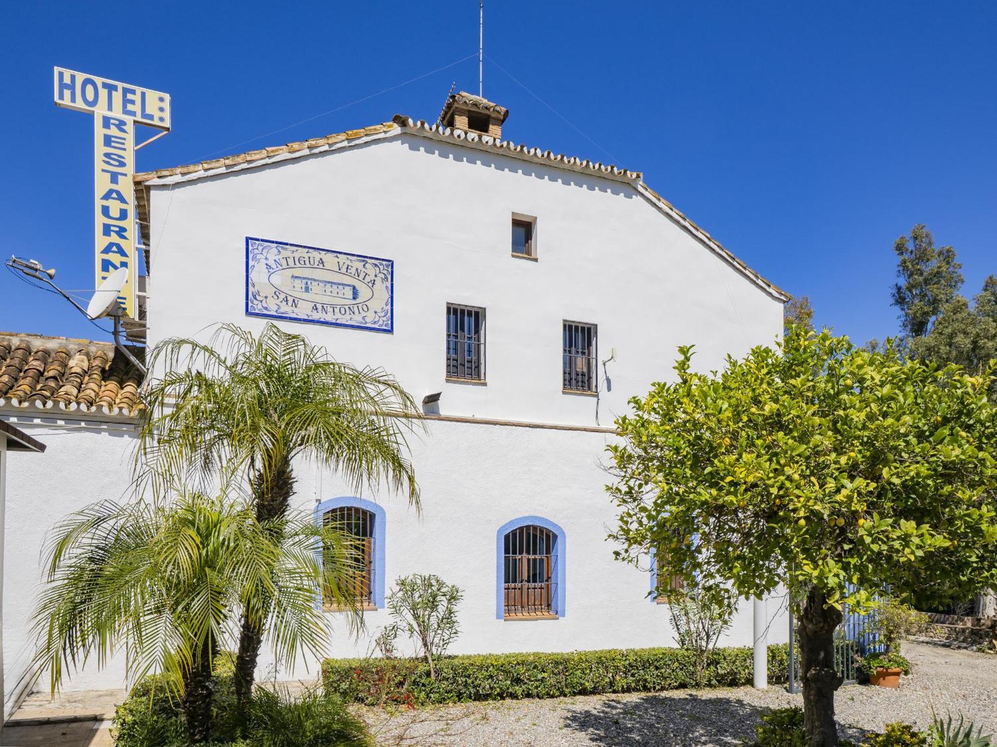Cubo'S Hotel Cortijo San Antonio 카사라보넬라 외부 사진