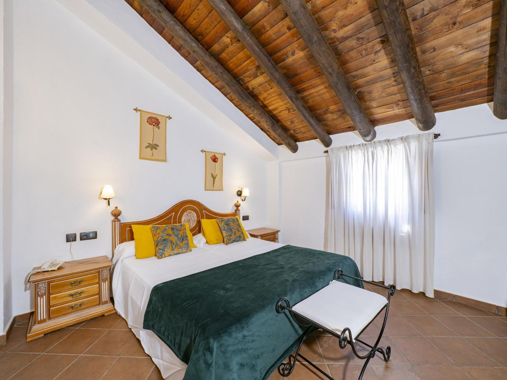 Cubo'S Hotel Cortijo San Antonio 카사라보넬라 외부 사진